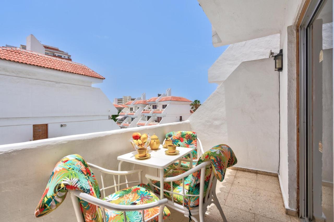 Apartment В Playa De Las Americas Екстер'єр фото